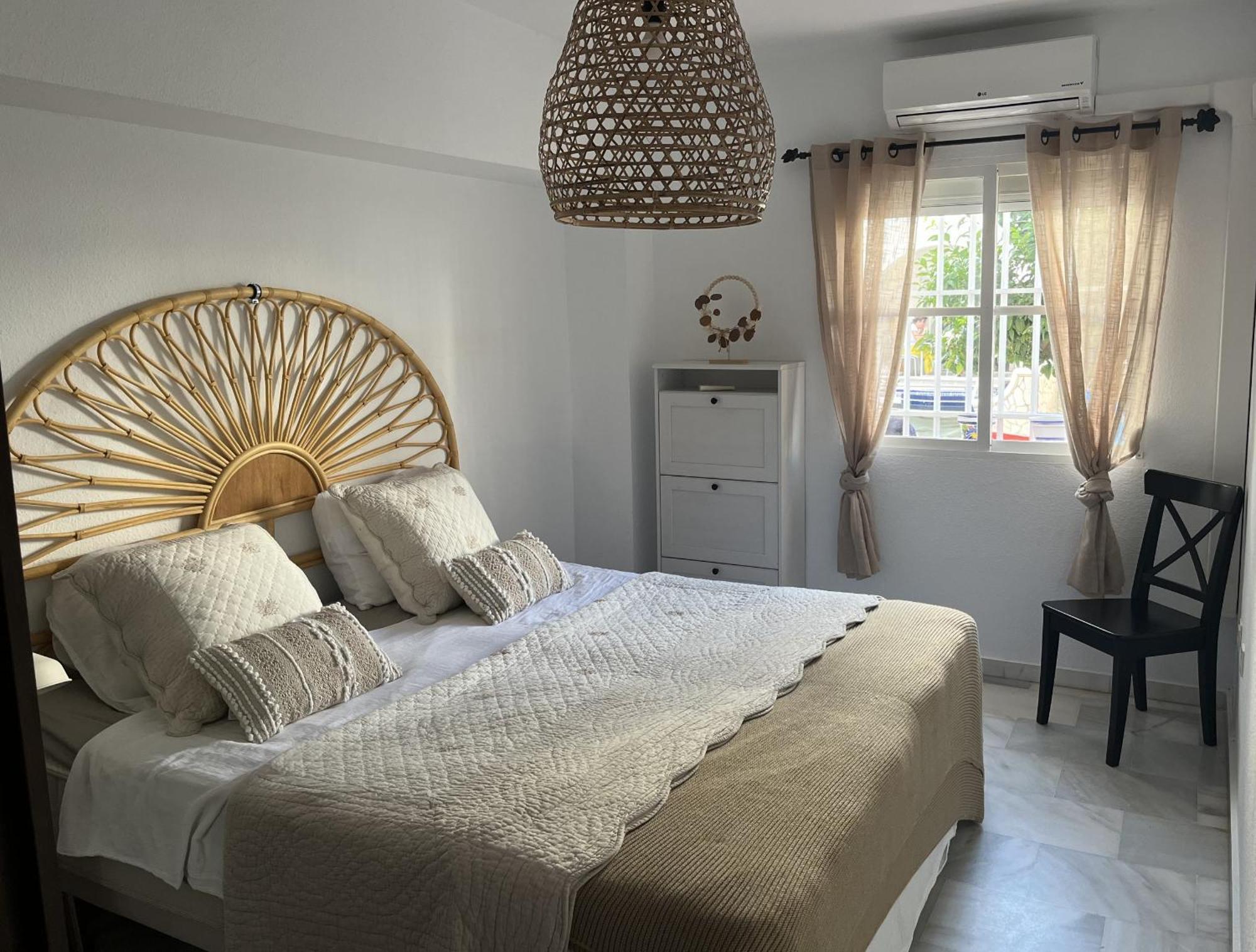 Edf. Fuentes C Bajo A Apartment เนร์คา ภายนอก รูปภาพ